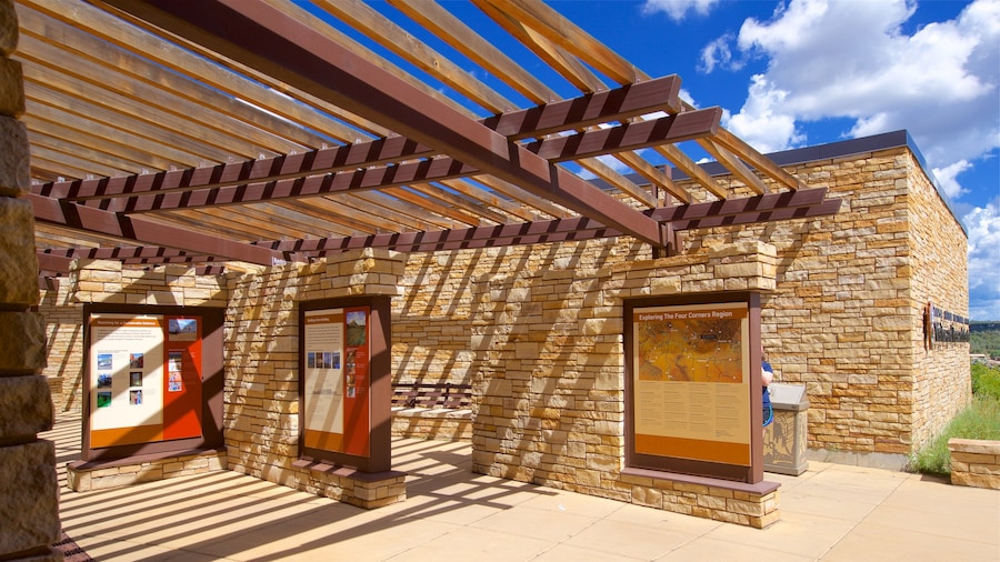 Parque Nacional Mesa Verde que incluye señalización