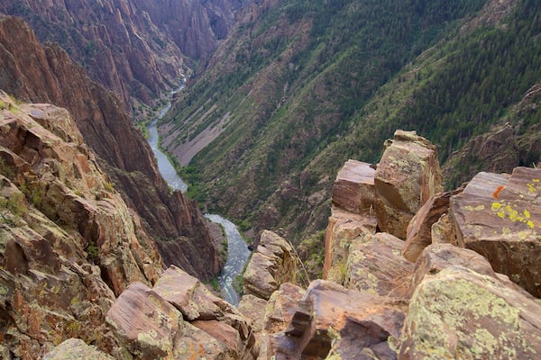 Montrose showing a gorge or canyon and a river or creek