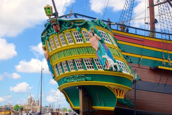Amsterdam qui includes patrimoine historique et baie ou port