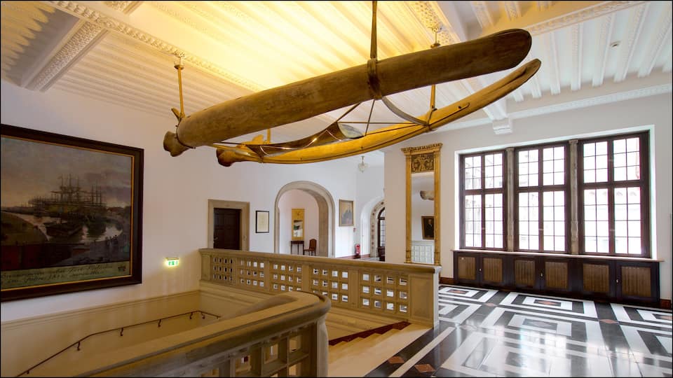 Hôtel de ville de Brême qui includes patrimoine historique, art et vues intérieures