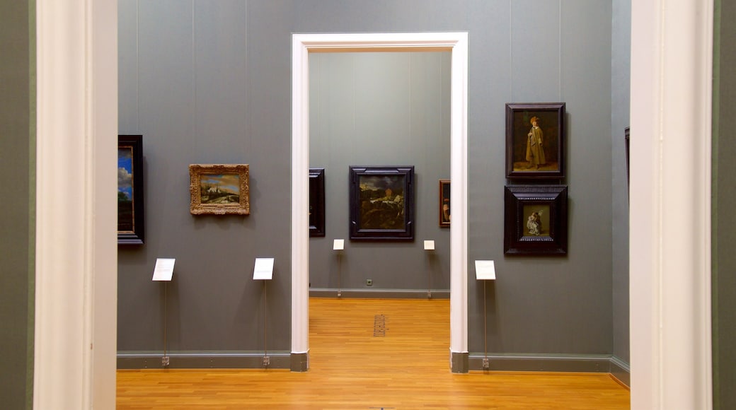 Niedersachsisches Landesmuseum bevat interieur en kunst