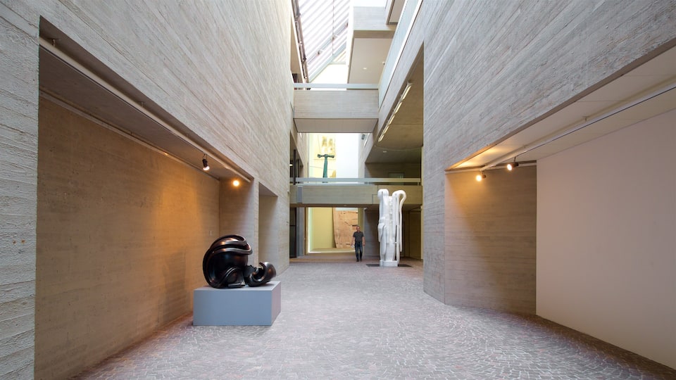 Sprengel Museum which includes interior views and art