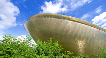 Universum Science Center caracterizando arquitetura moderna