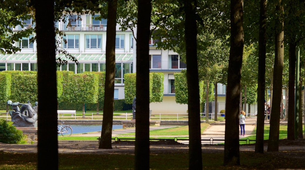 Bremen Bürgerpark som inkluderar en trädgård