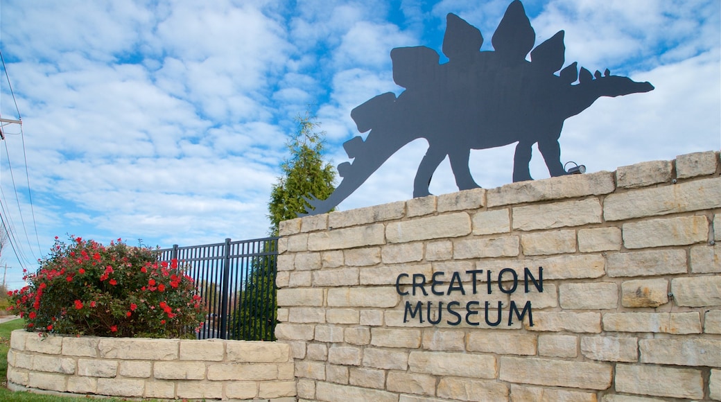 Northern Kentucky showing signage and flowers