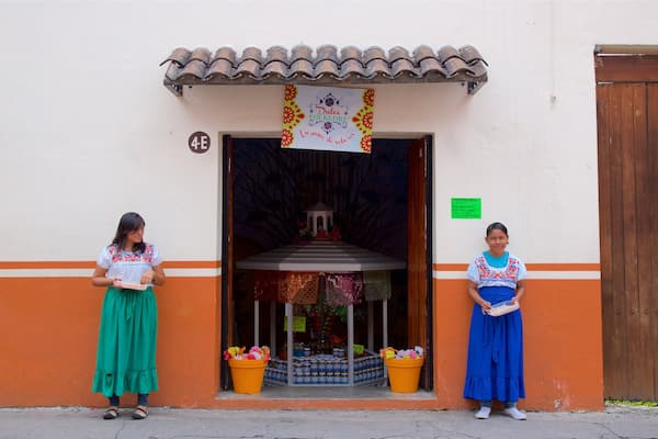 TepoztlĂĄn aussi bien que femme
