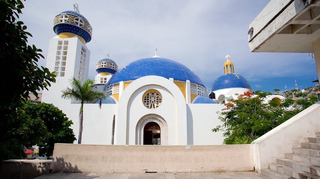 La Catedral featuring heritage elements