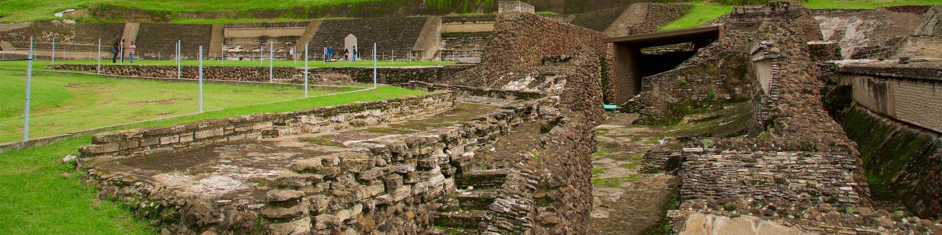 San Andrés Cholula which includes building ruins