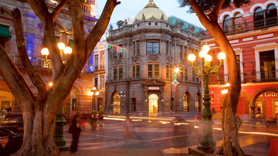 Zocalo-torget presenterar historiska element