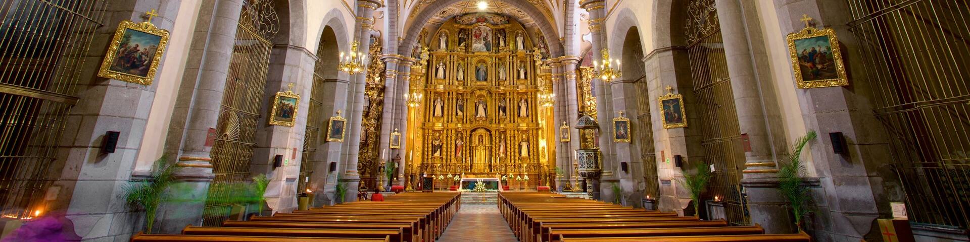 Santo Domingo Church featuring a church or cathedral, interior views and heritage elements
