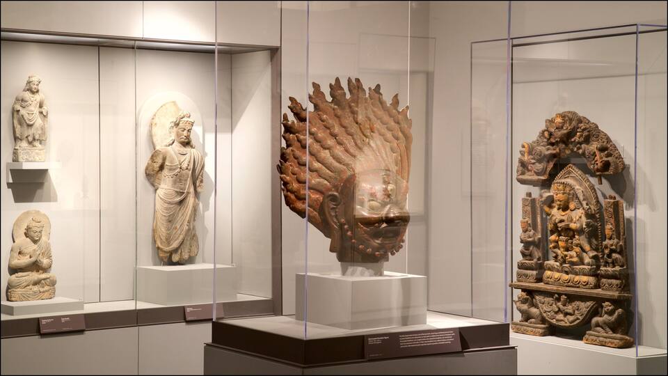 Chrysler Museum of Art som omfatter interiør og kunst