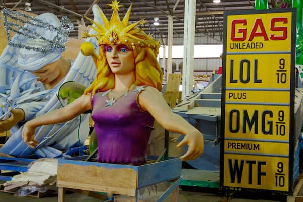 Mardi Gras World featuring interior views and art