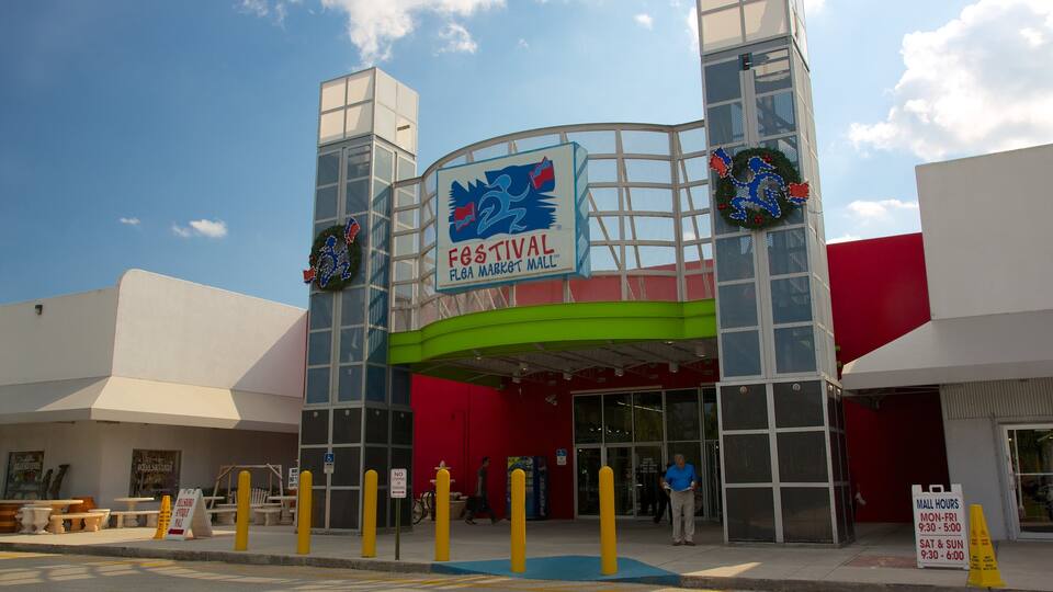 Festival Flea Market which includes shopping and markets