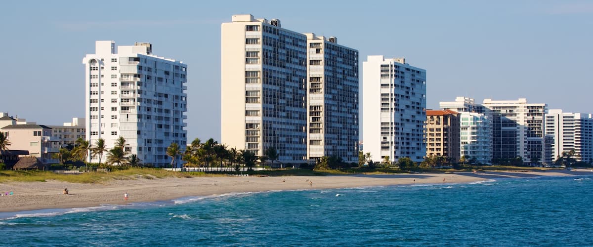 Deerfield Beach Pier mettant en vedette plage, panoramas et vues littorales