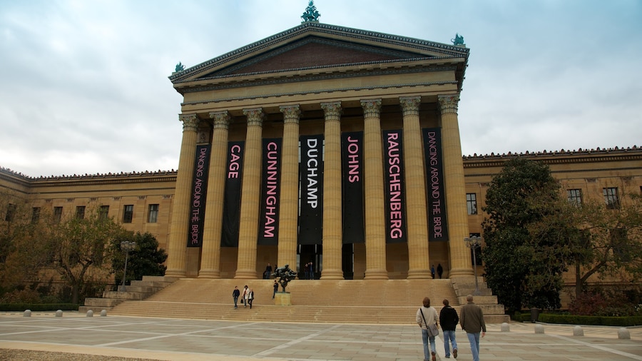 Exterior view of the Philadelphia Museum of Art with its grand neoclassical architecture.
