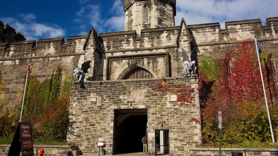 Eastern State Penitentiary which includes fall colors and heritage architecture
