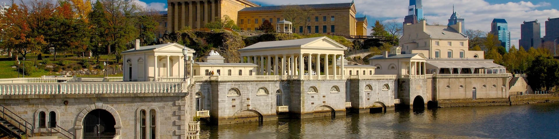 Fairmount Park showing heritage architecture, a lake or waterhole and skyline