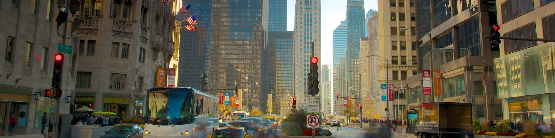 Chicago which includes street scenes, a city and a skyscraper