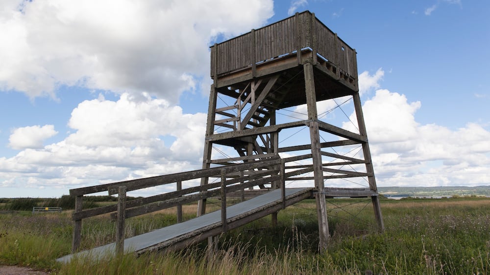 Skara showing views and tranquil scenes