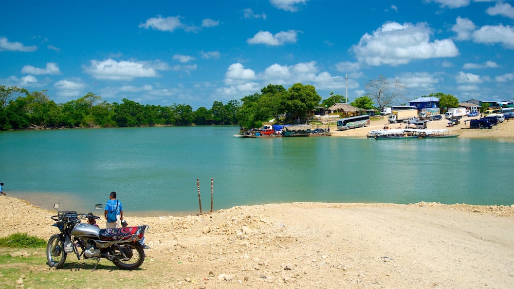 Guatemala das einen See oder Wasserstelle
