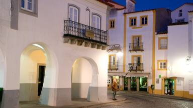 Evora showing night scenes