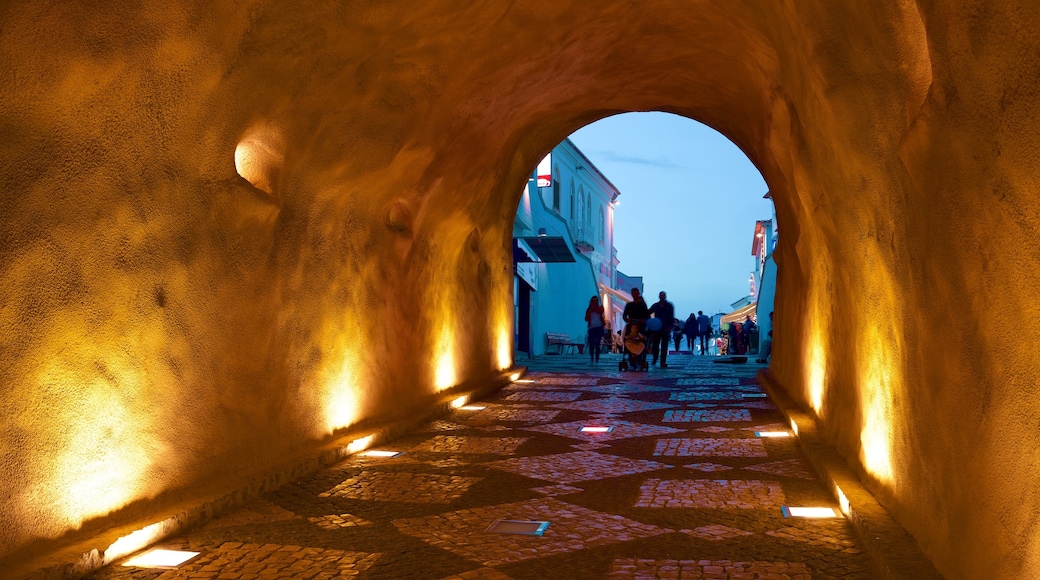 Albufeira Old Town Square showing interior views