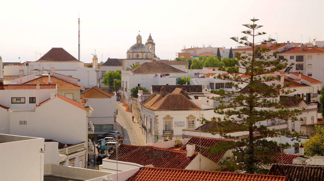 Tavira Castle showing a city