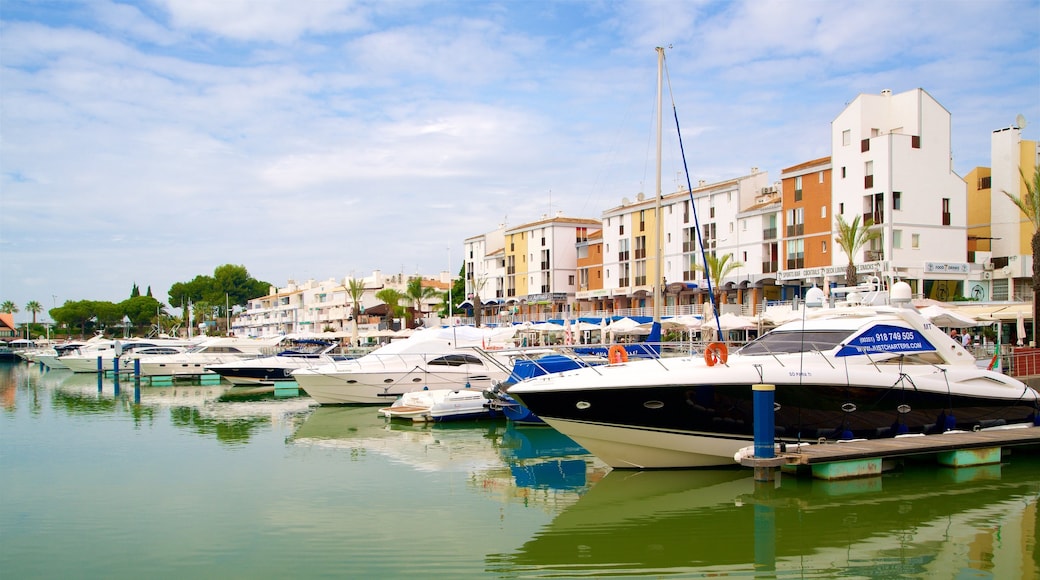 Vilamoura Marina showing a bay or harbour