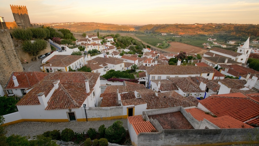 Óbidos ofreciendo una puesta de sol, escenas tranquilas y vistas de paisajes