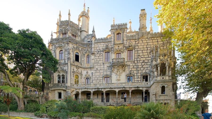 Quinta da Regaleira ofreciendo arquitectura patrimonial