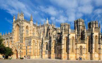 バターリャ修道院 バターラ旅行 エクスペディア バターリャ修道院 バターラ旅行 エクスペディア