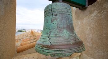 Faro Cathedral showing heritage elements