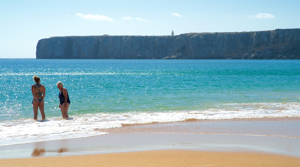 Mareta Beach showing a beach and general coastal views