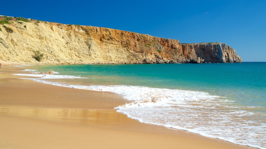 Mareta Beach showing general coastal views, a sandy beach and rocky coastline