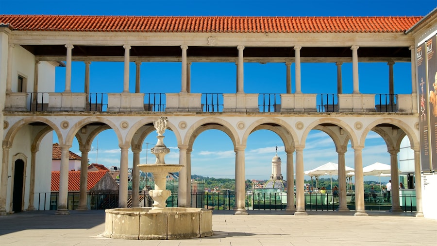 Coimbra featuring a fountain and heritage elements