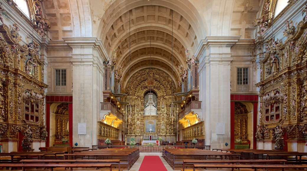 Coimbra caratteristiche di oggetti d\'epoca, chiesa o cattedrale e vista interna