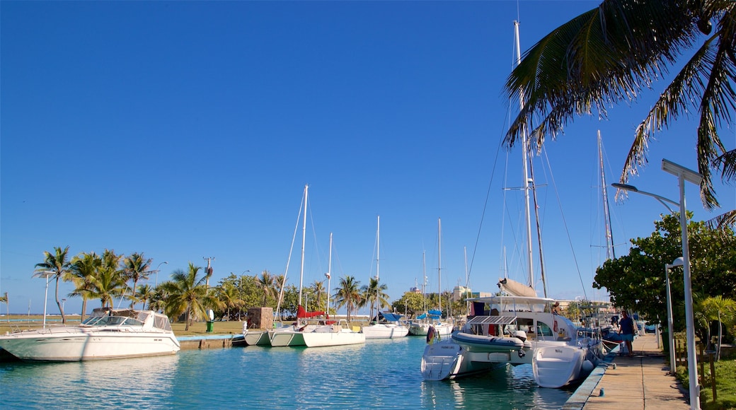 Marina Hemingway which includes a bay or harbor