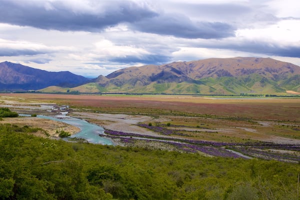 Clay Cliffs showing mountains, a river or creek and landscape views
