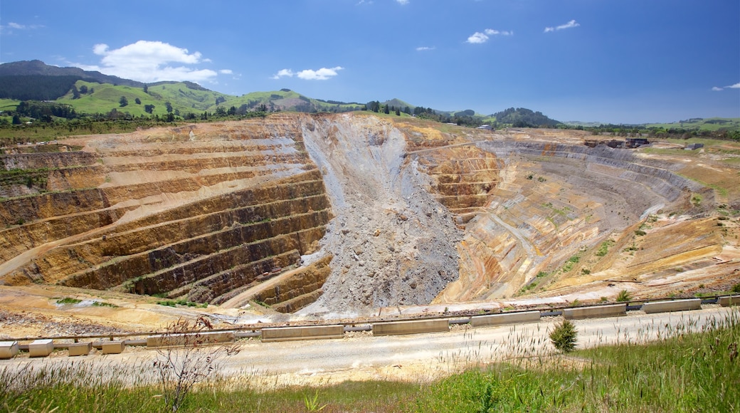 Martha Mine showing tranquil scenes