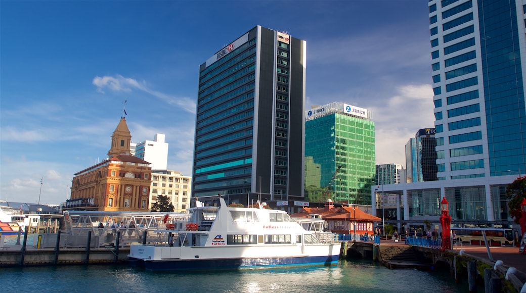 Auckland featuring a city and a bay or harbor