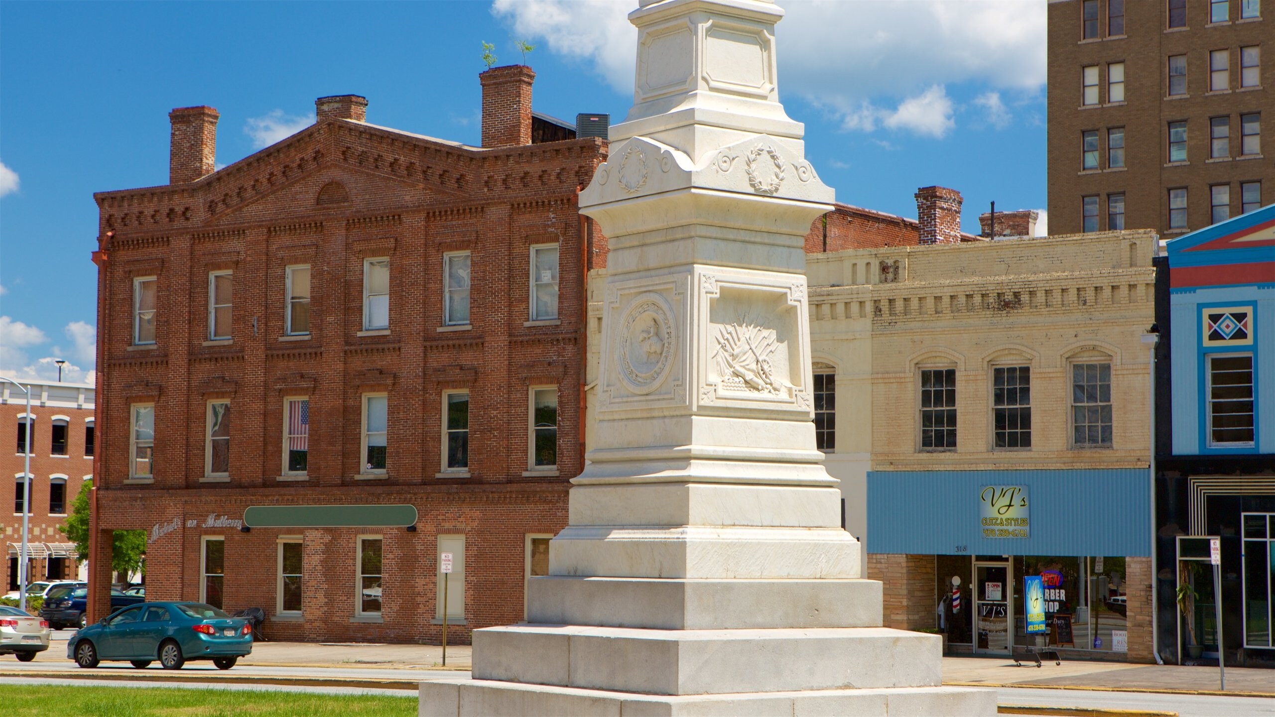 Macon featuring heritage elements