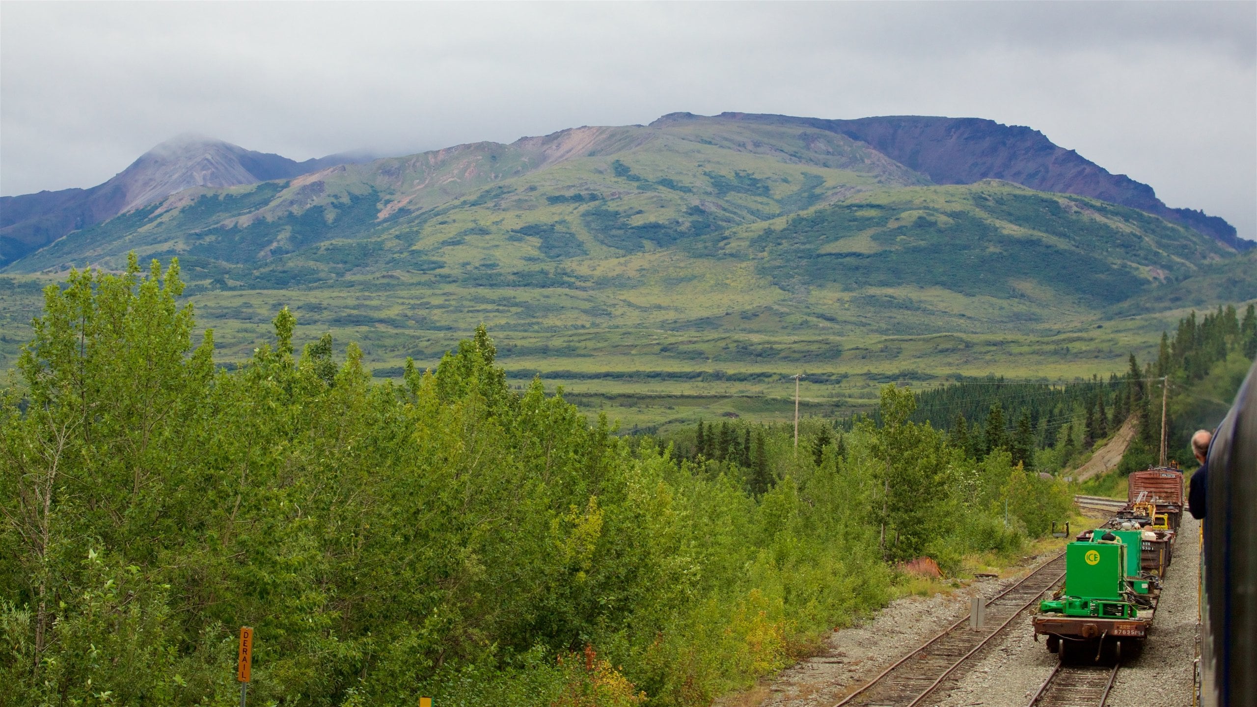 Denali featuring mountains, tranquil scenes and landscape views