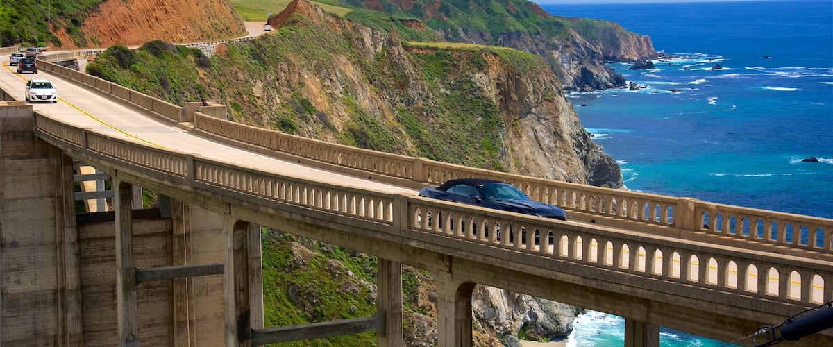 Bixby Bridge montrant cĂŽte rocheuse, pont et vues littorales