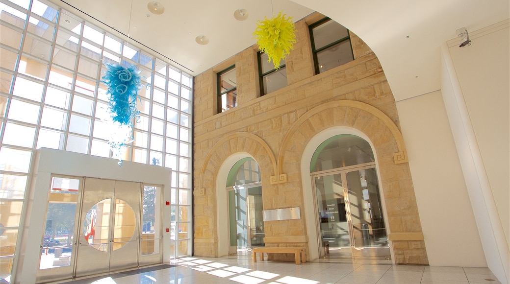 San Jose Museum of Art featuring interior views