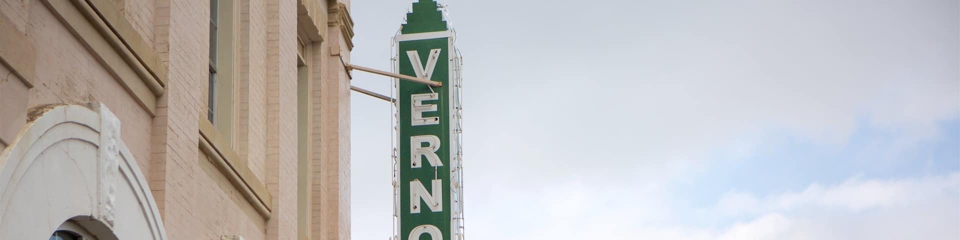 Leesville showing signage