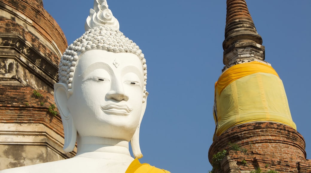 Ayutthaya featuring a city, religious aspects and a statue or sculpture