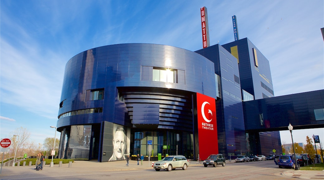 Guthrie Theater que incluye arquitectura moderna