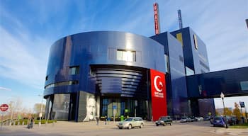 Guthrie Theater que incluye arquitectura moderna