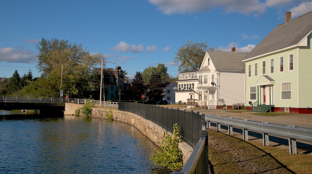 Laconia inclusief een rivier of beek en een huis