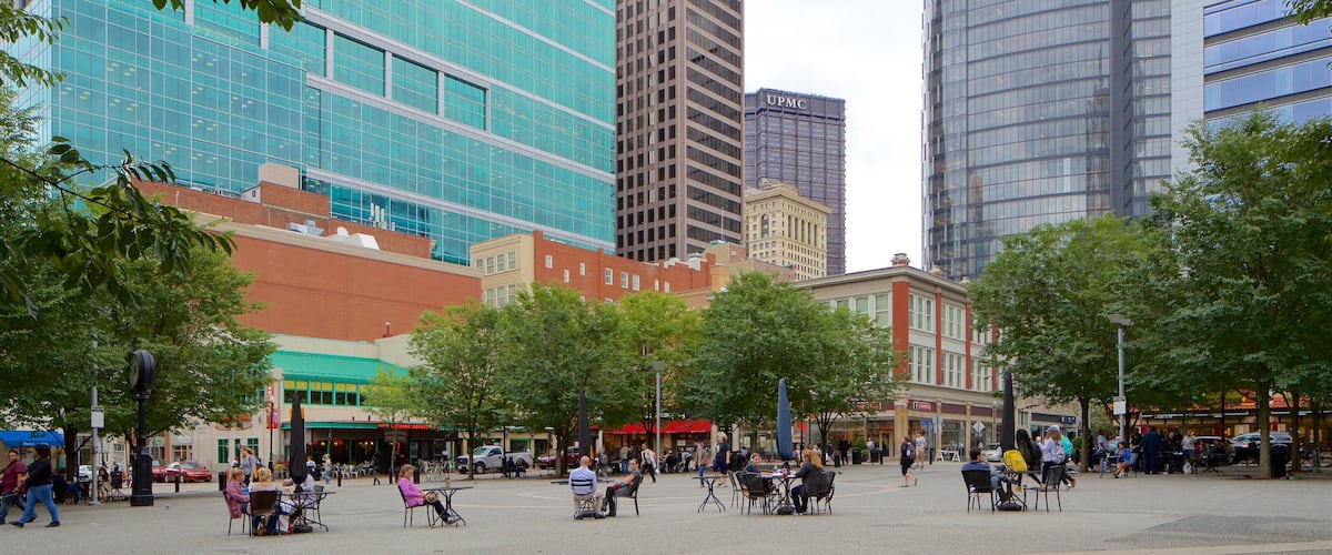 Philadelphia showing a city and a square or plaza